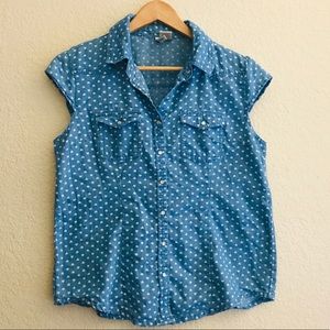 Button Down Denim Top w/ Heart Pattern
